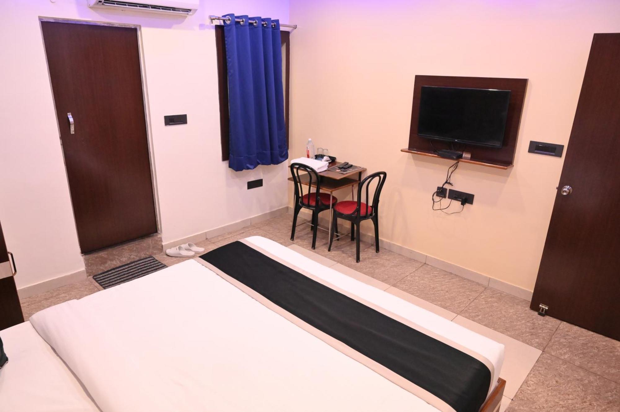 Hotel Riddhi Regency Lucknow Bagian luar foto