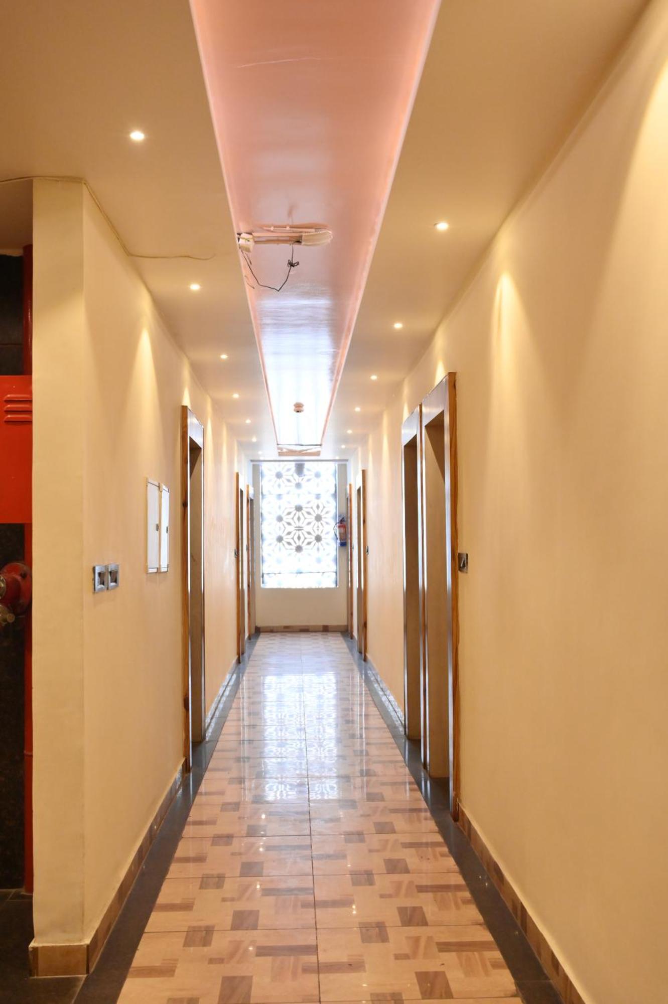 Hotel Riddhi Regency Lucknow Bagian luar foto